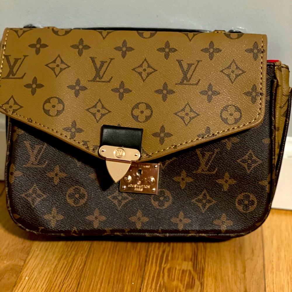 Lv side bag